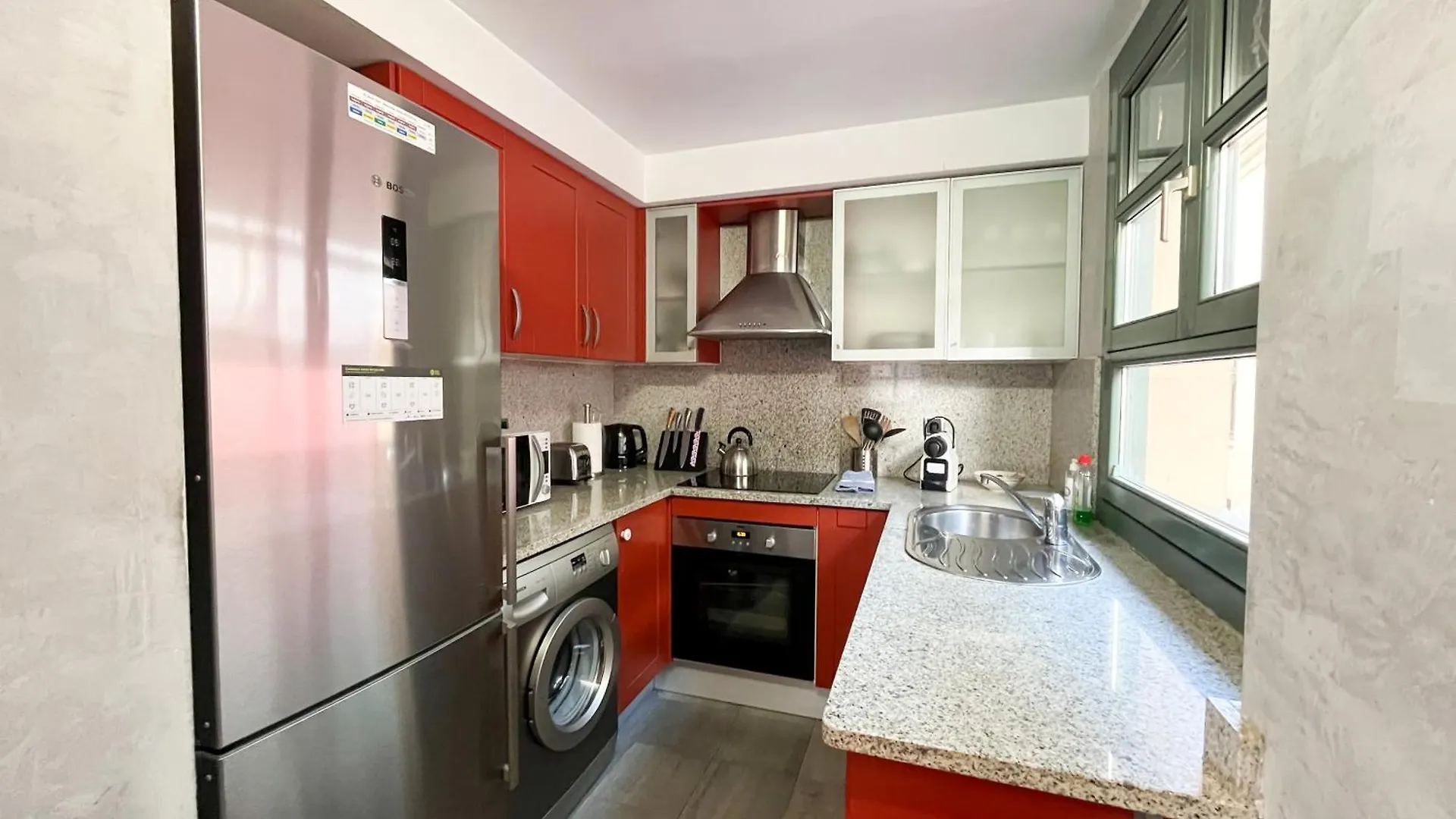 Modern Apt In Old Town W Cathedral Views Girona Apartman