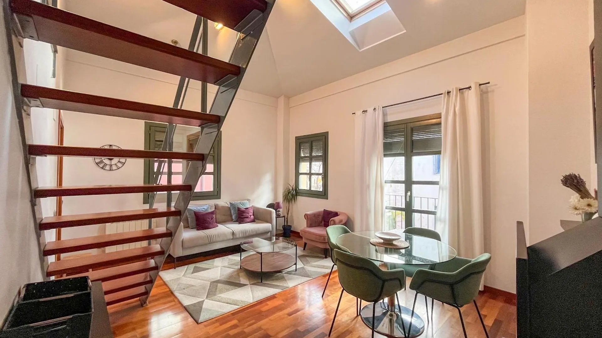 Modern Apt In Old Town W Cathedral Views Girona Apartman